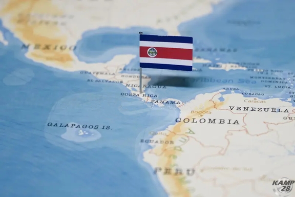 CostaricamitFlagge